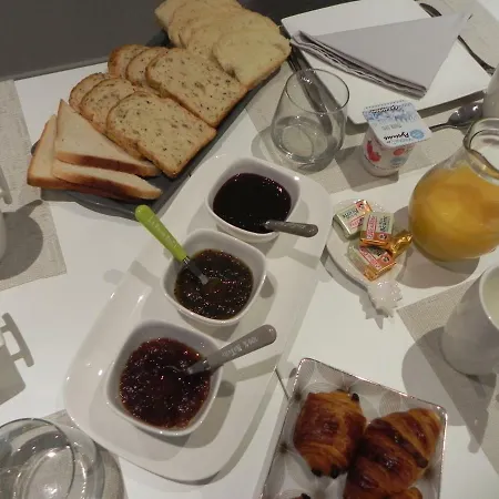 La Cle De Vos Reves לינה וארוחת בוקר